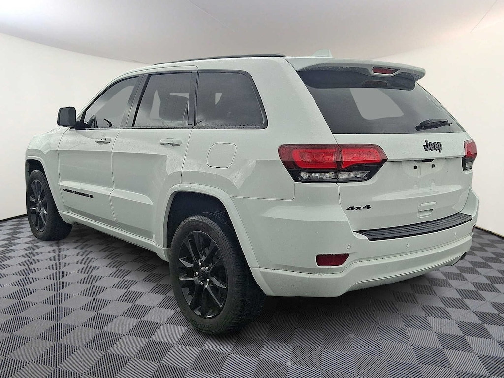 Used 2022 Jeep Grand Cherokee WK Laredo SUV