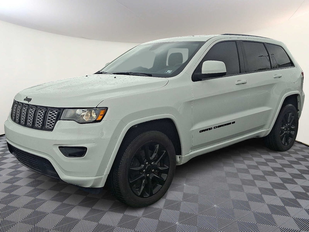 Used 2022 Jeep Grand Cherokee WK Laredo SUV
