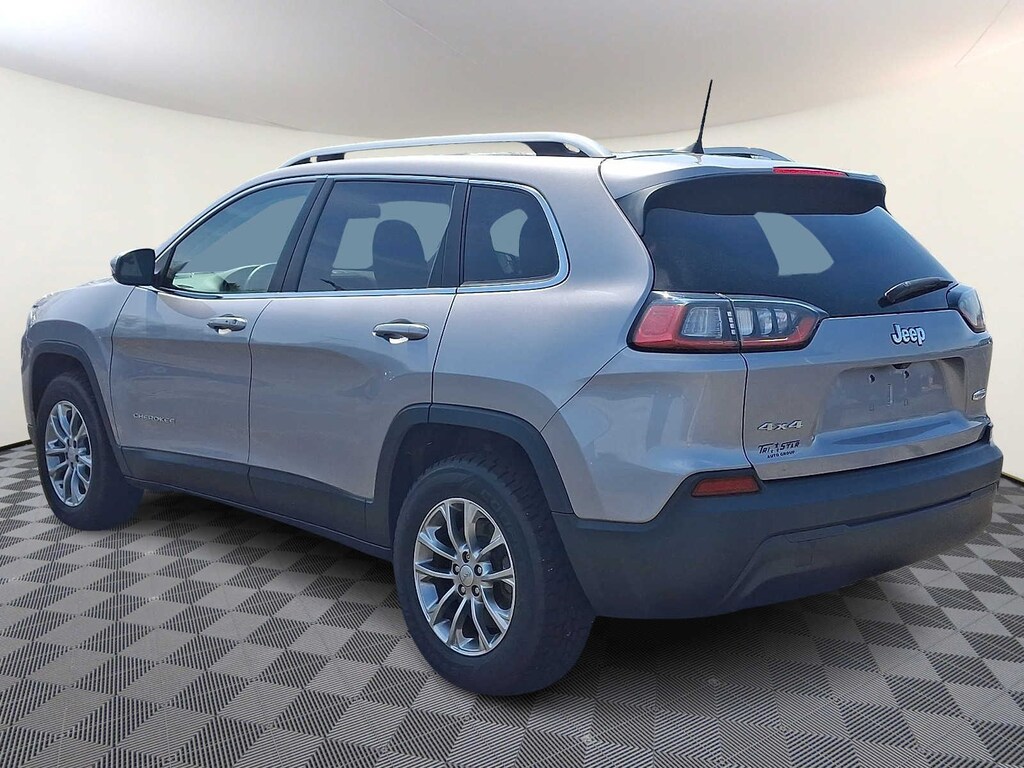Used 2019 Jeep Cherokee Latitude Plus 4x4 SUV