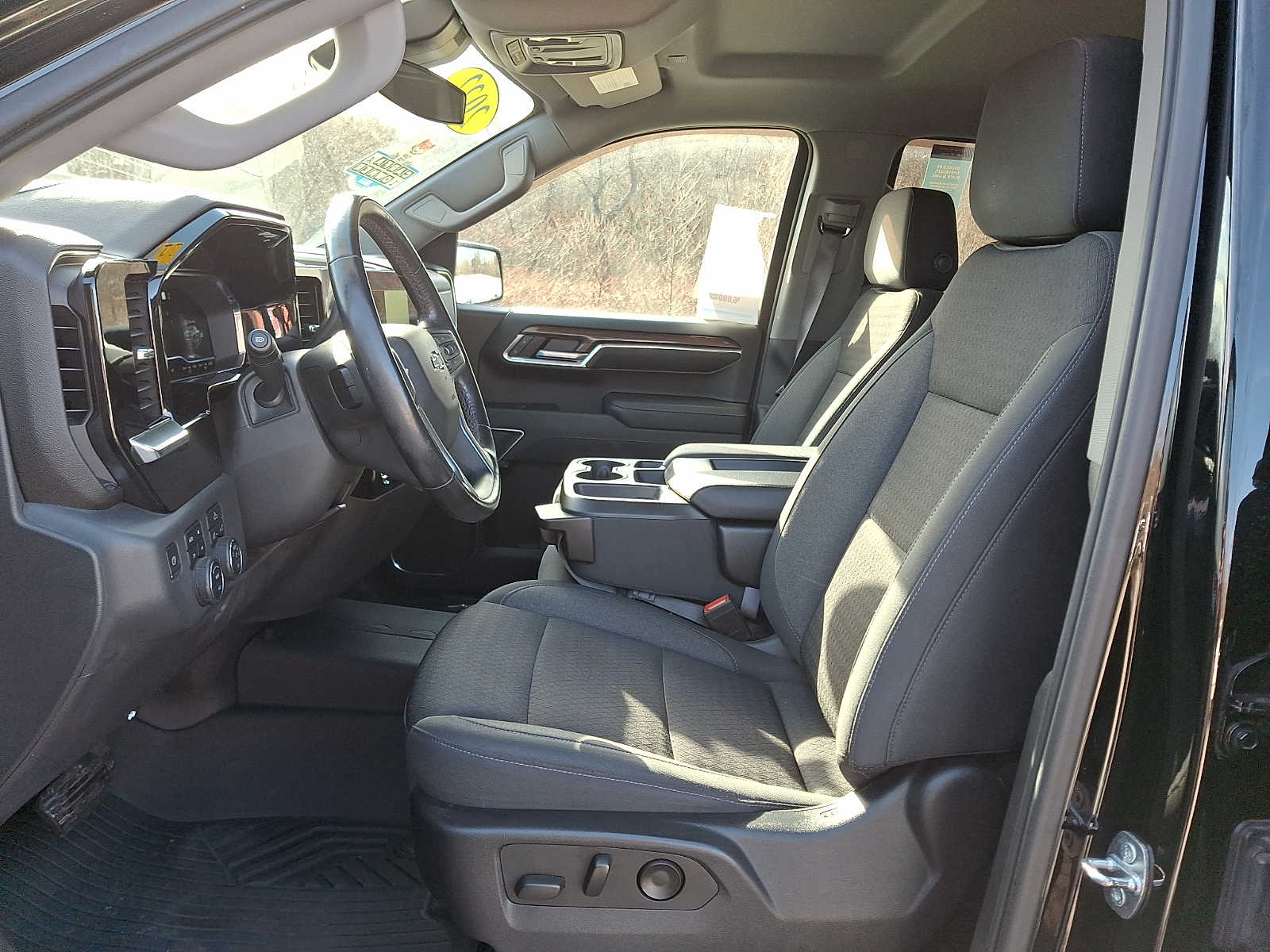 2022 Chevrolet Silverado 1500 RST - Photo 25