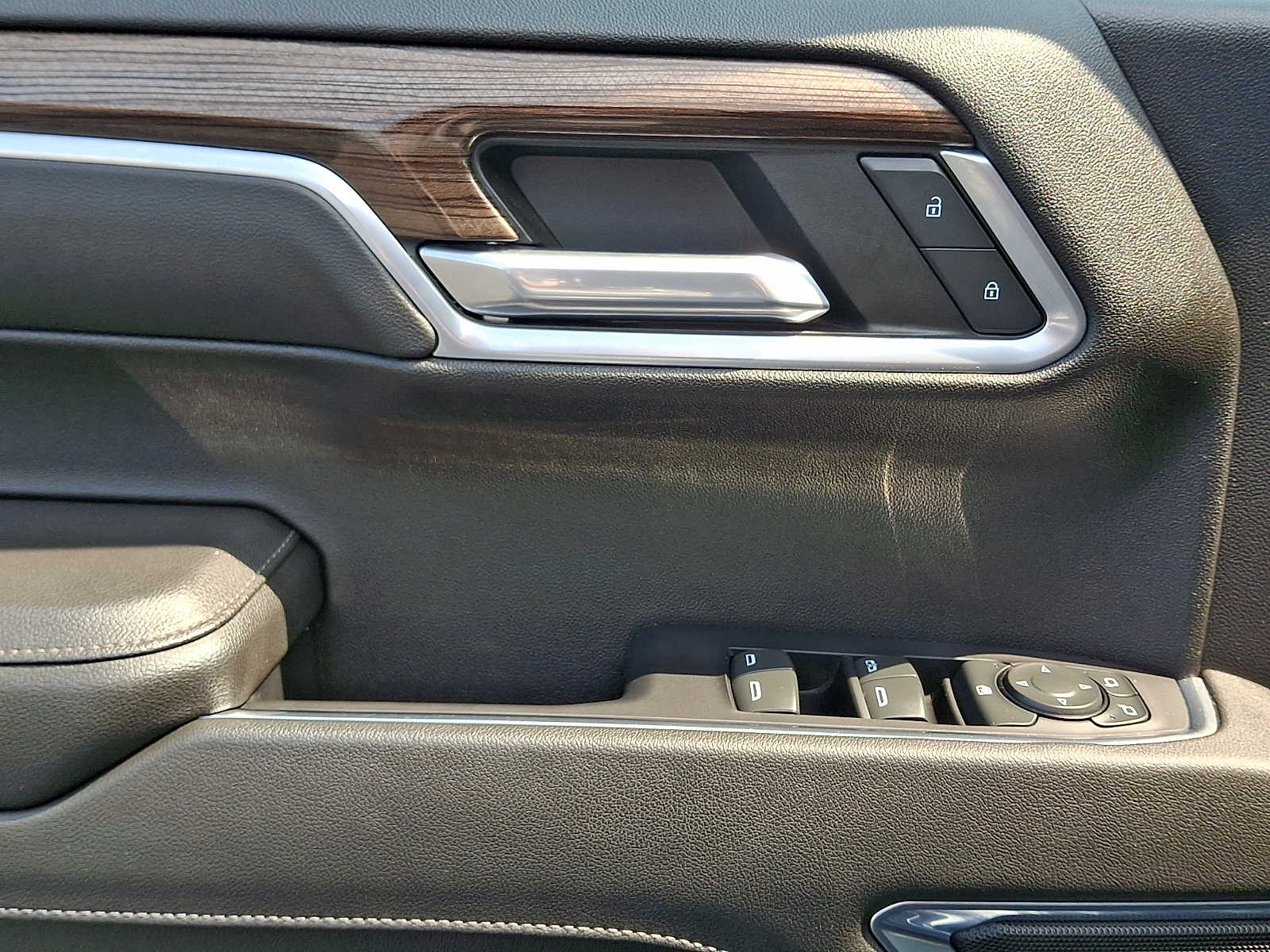 2022 Chevrolet Silverado 1500 RST - Photo 13