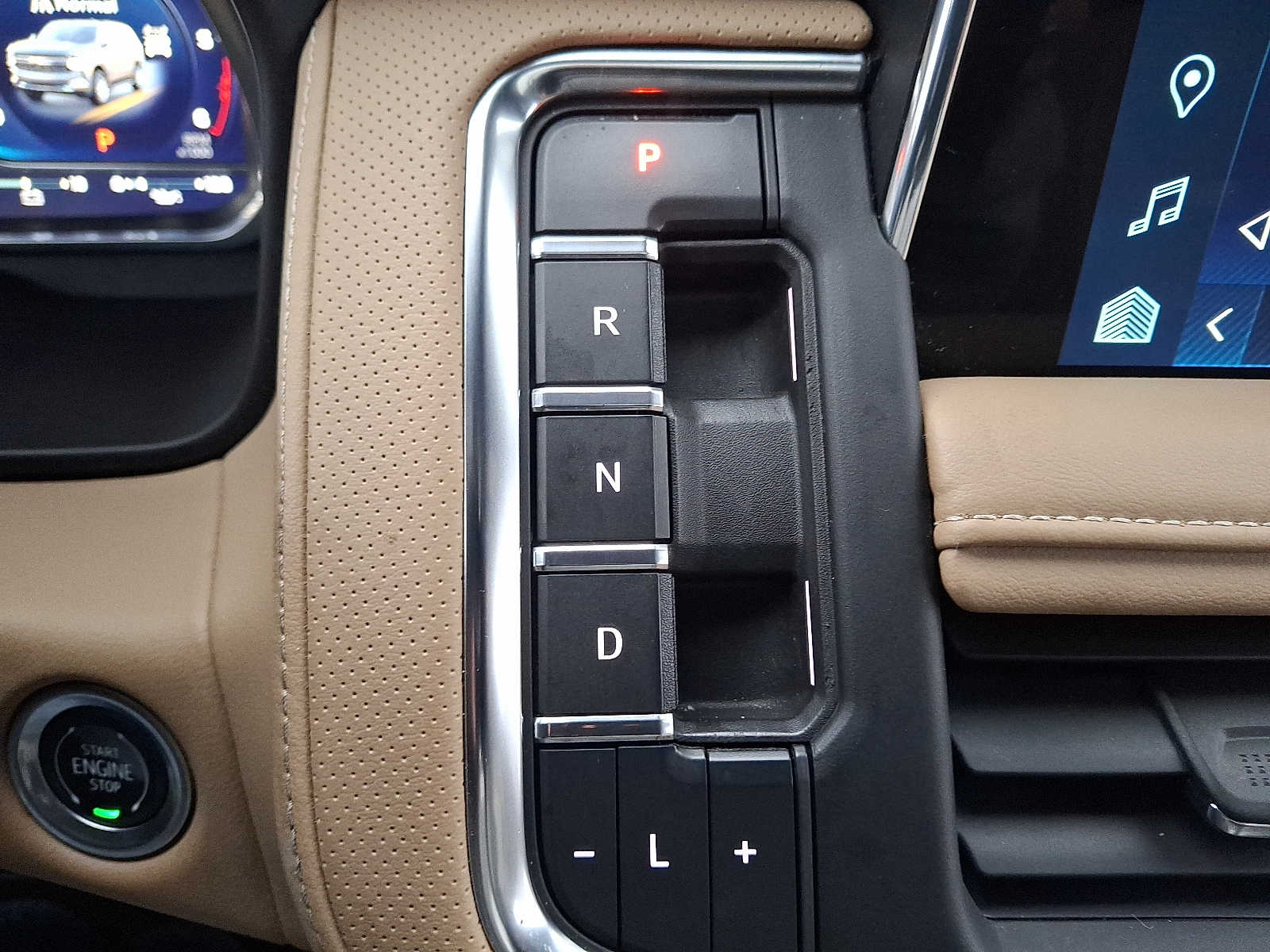 2023 Chevrolet Tahoe Premier - Photo 15