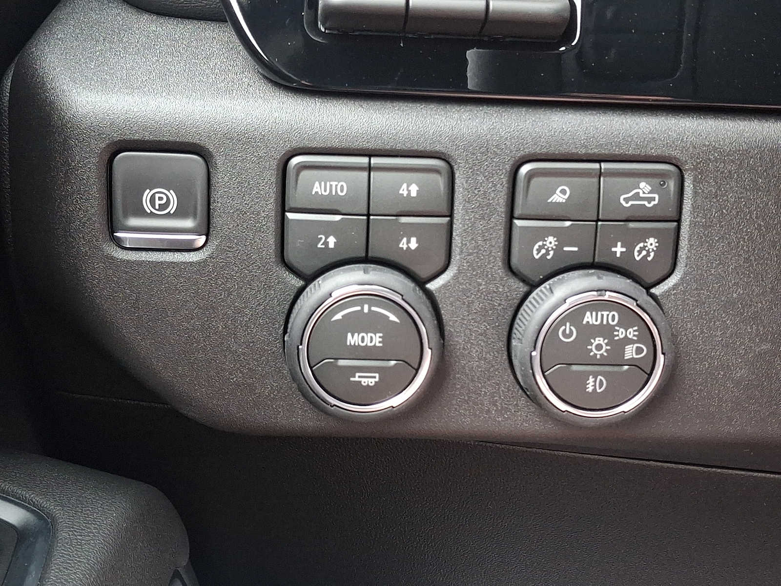 2026 Chevrolet Silverado 3500 HD LTZ - Photo 18