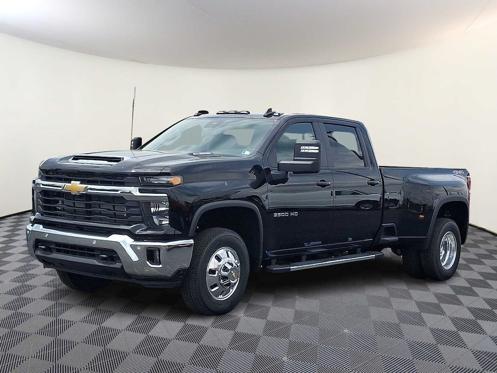 New 2026 Chevrolet Silverado 3500 HD LT DRW Truck