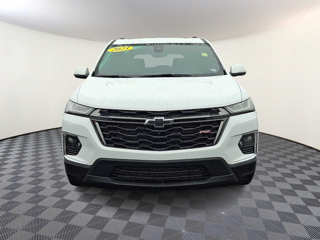 Used 2023 Chevrolet Traverse RS SUV