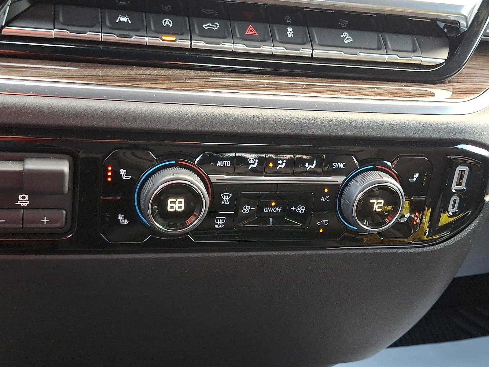 2024 Chevrolet Silverado 1500 LT - Photo 16