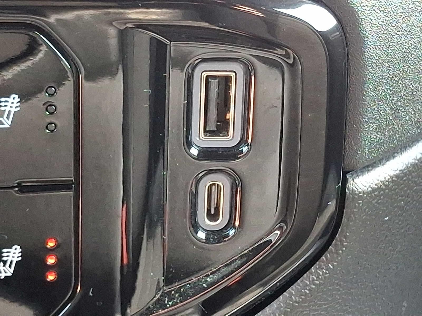2022 Chevrolet Silverado 1500 RST - Photo 26
