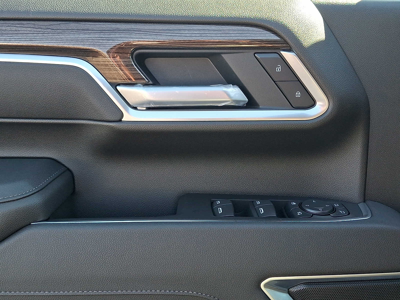 2026 Chevrolet Silverado 2500 HD LT - Photo 8