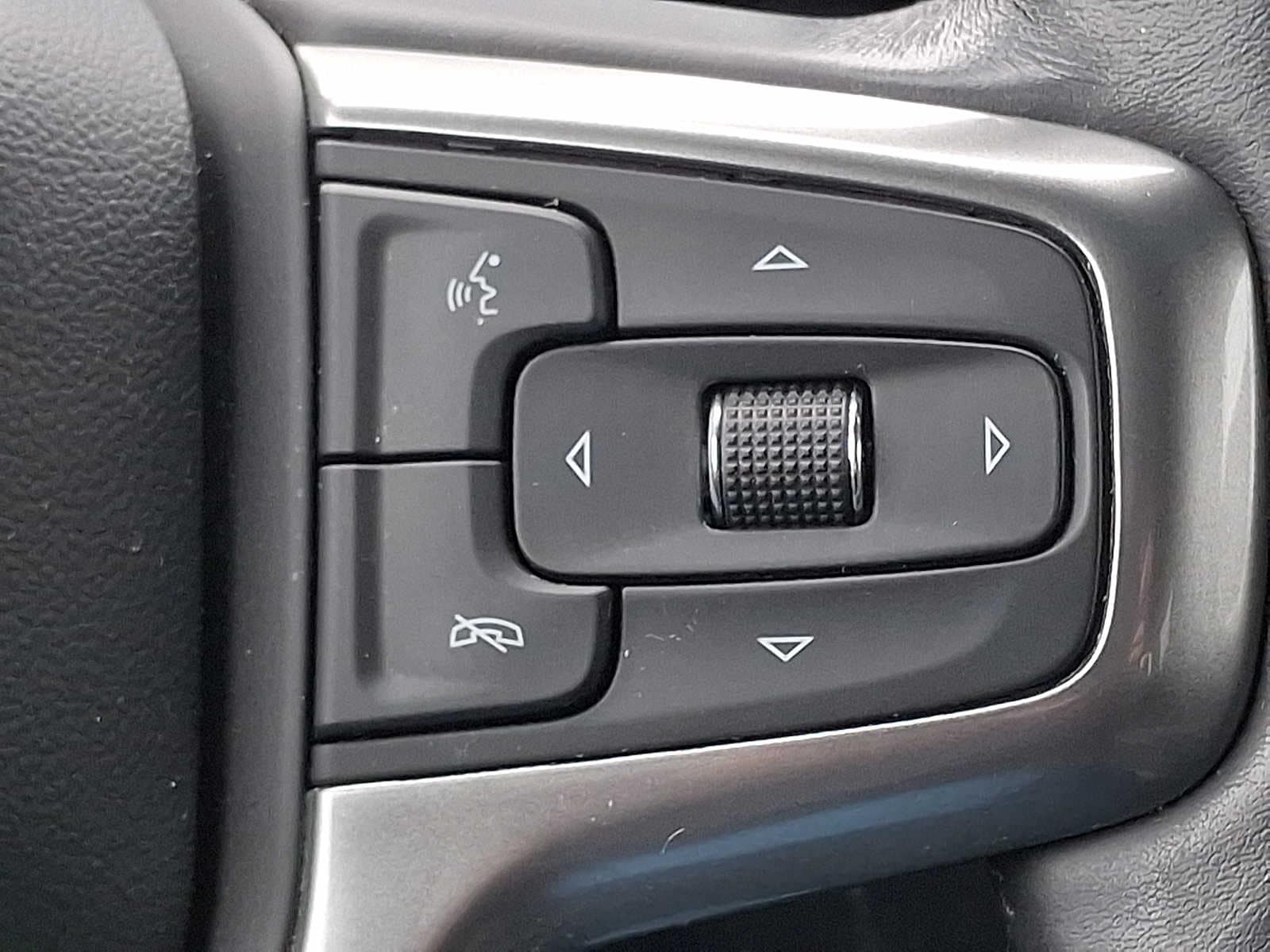 2022 Chevrolet Silverado 1500 RST - Photo 46