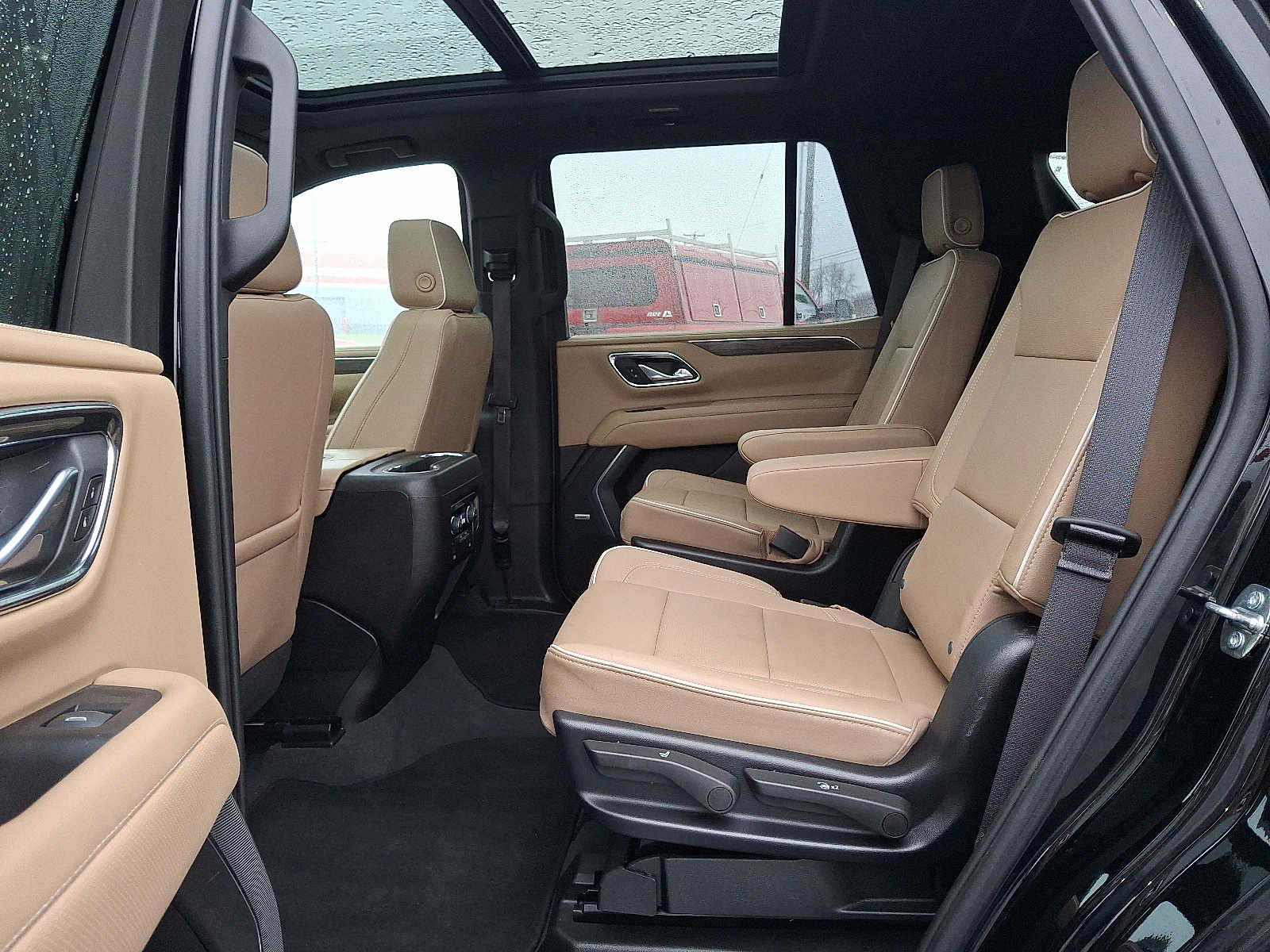 2023 Chevrolet Tahoe Premier - Photo 10
