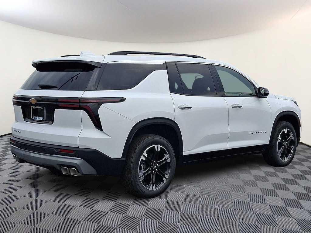 New 2027 Chevrolet Traverse LT SUV