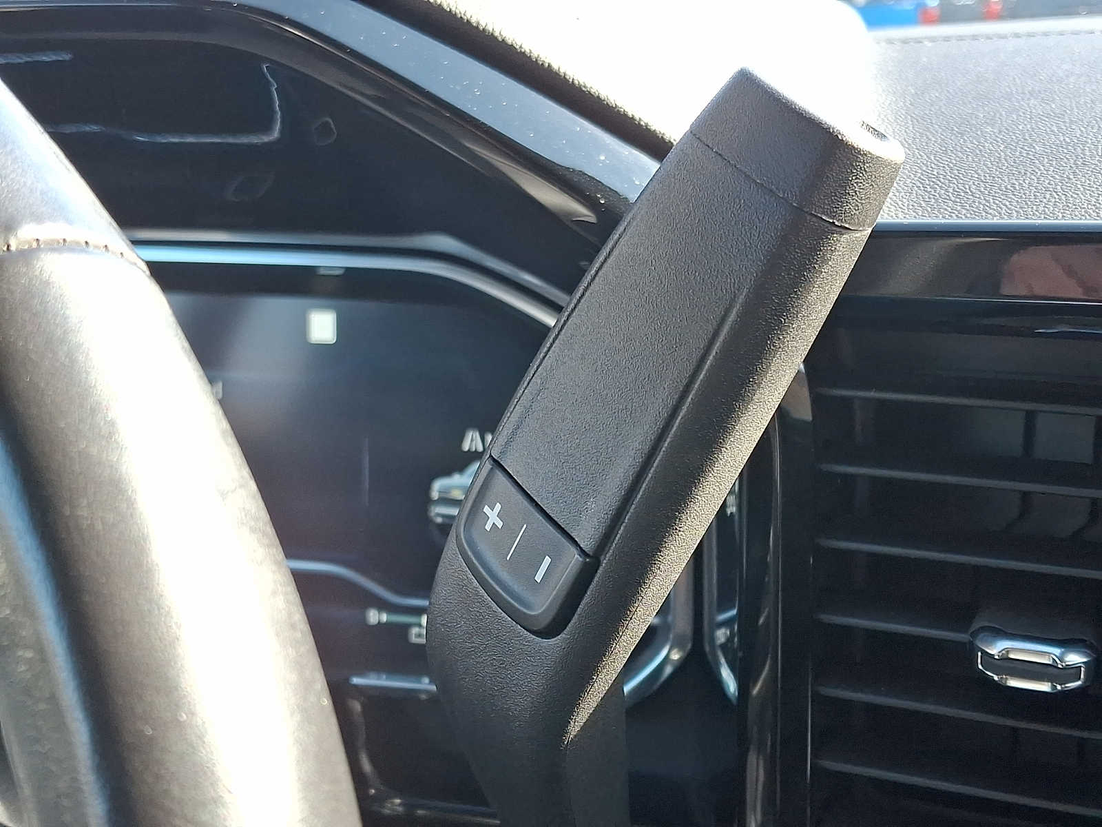 2022 Chevrolet Silverado 1500 RST - Photo 27