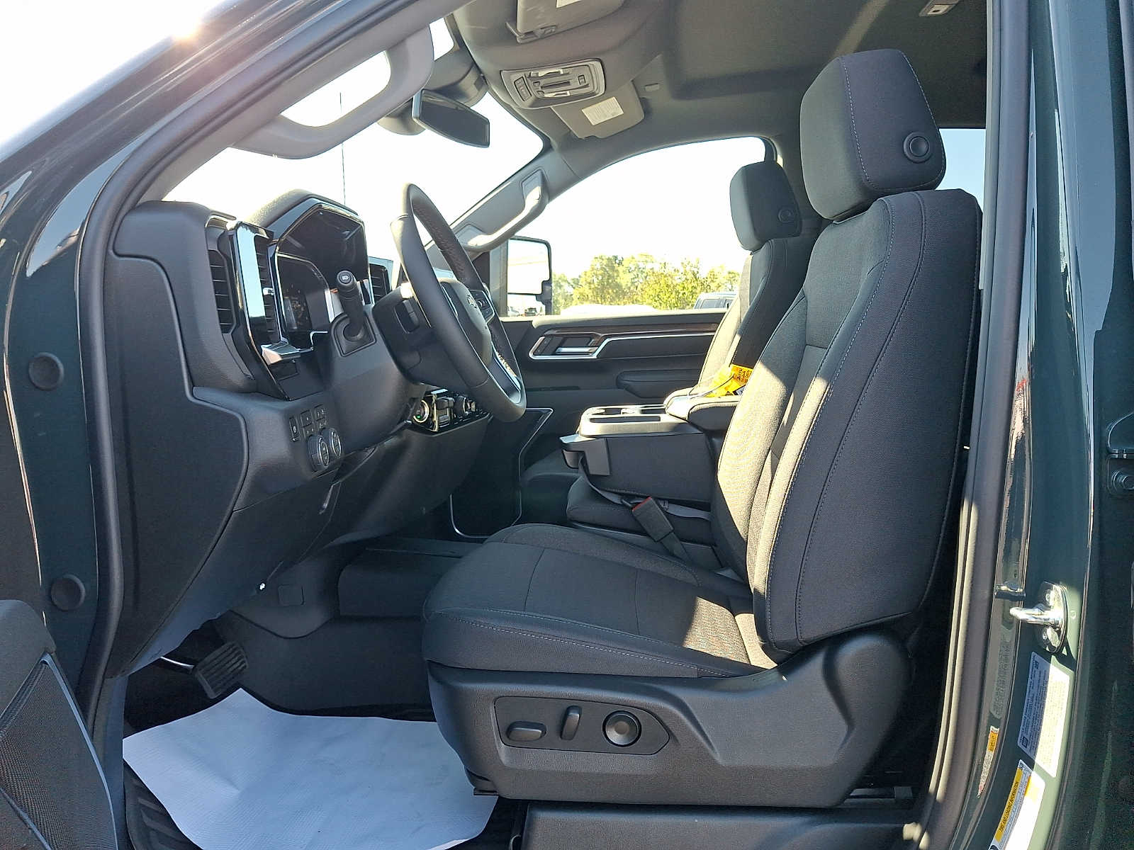 2026 Chevrolet Silverado 2500 HD LT - Photo 9