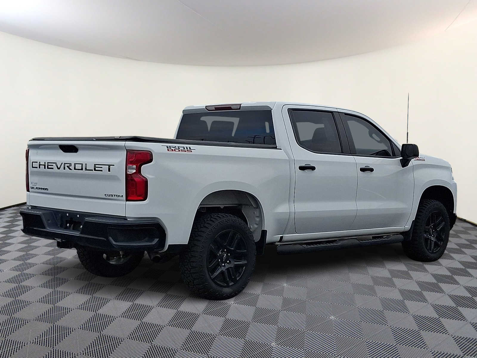 2022 Chevrolet Silverado 1500 Limited Custom - Photo 12