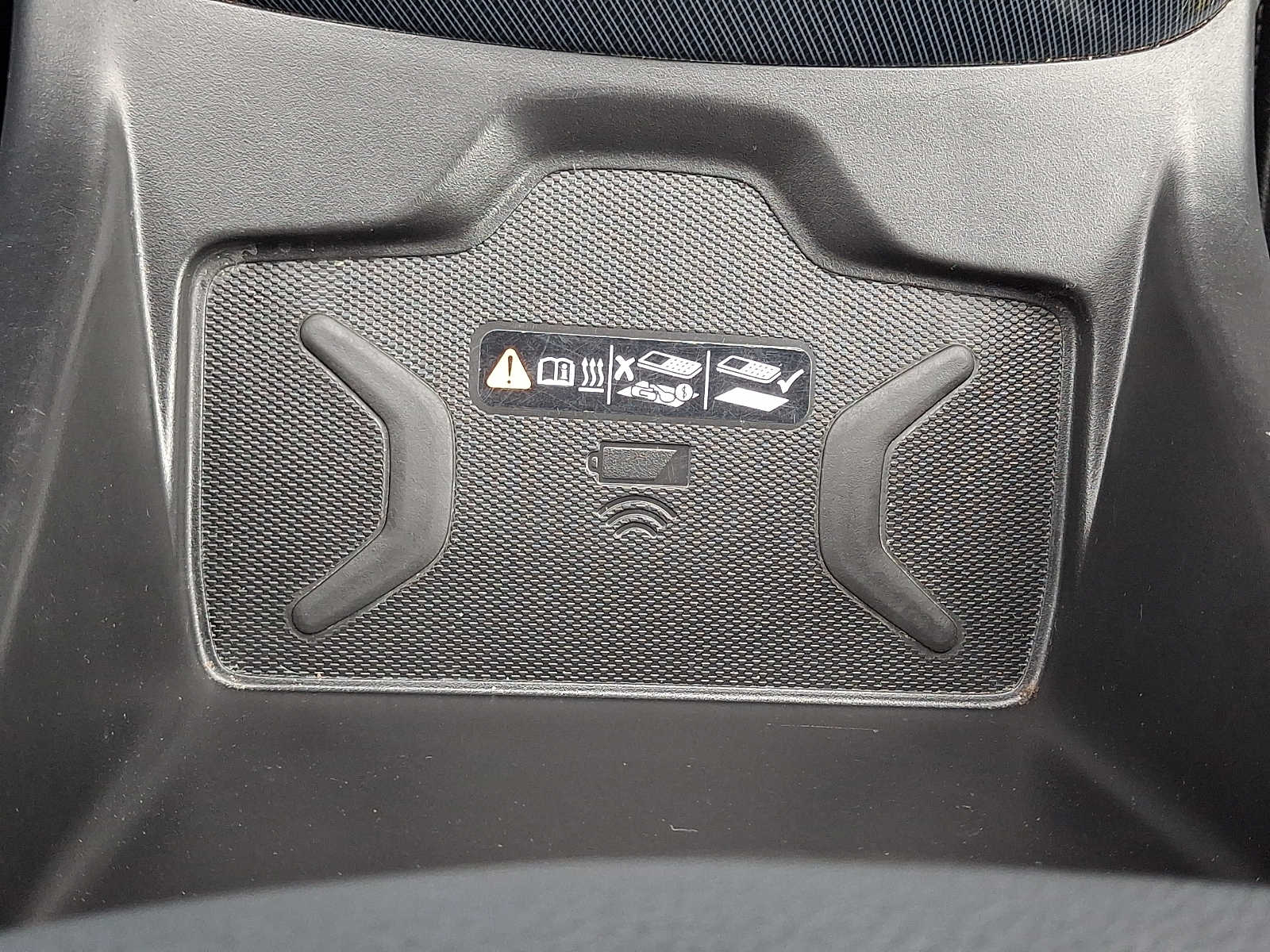 2020 Chevrolet Colorado Z71 - Photo 23