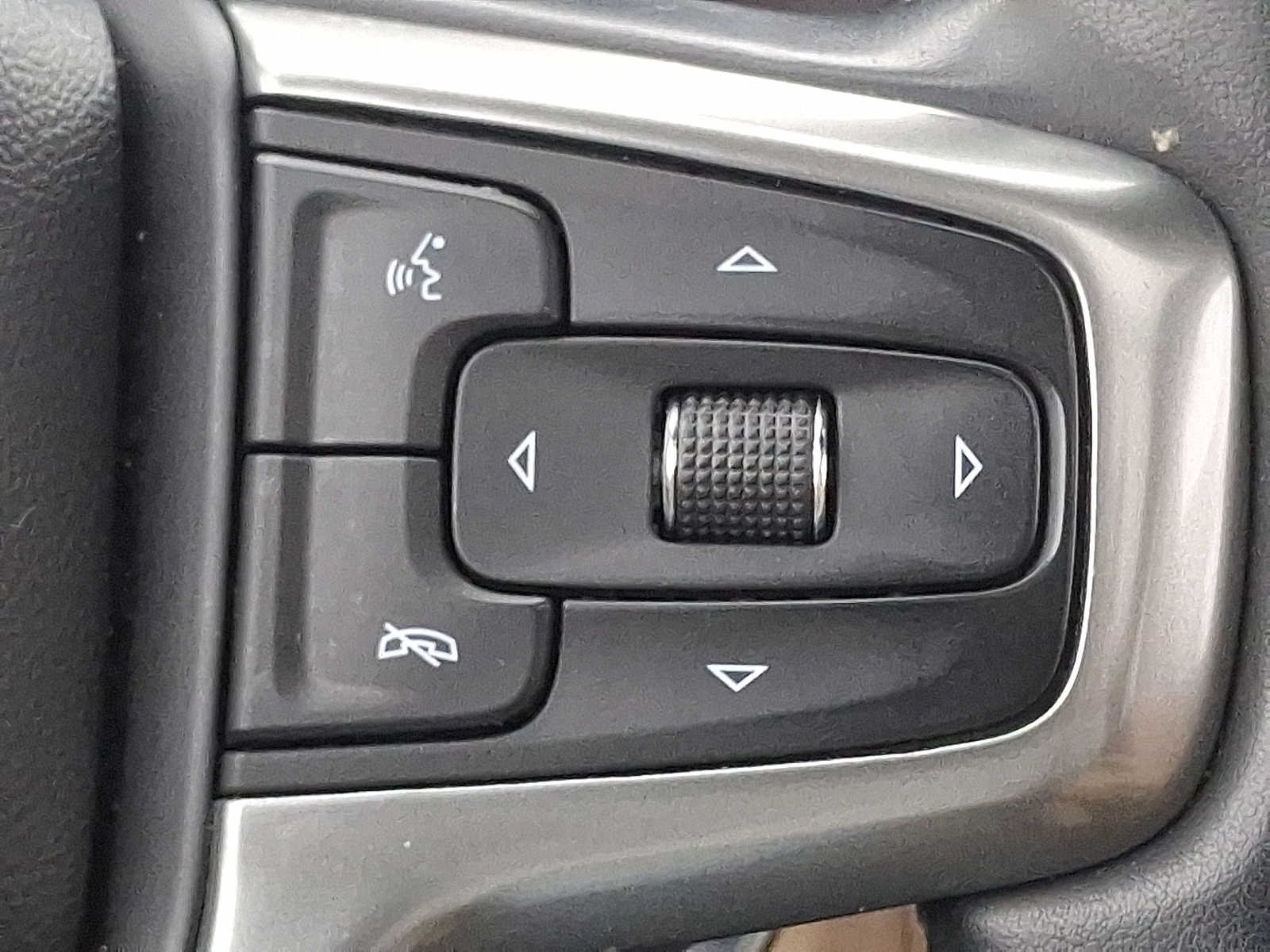 2023 Chevrolet Tahoe Premier - Photo 23