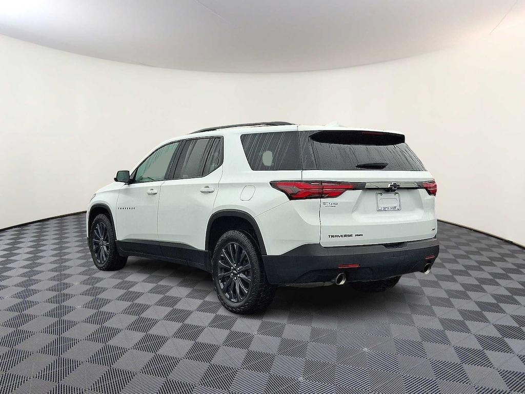 Used 2023 Chevrolet Traverse RS SUV