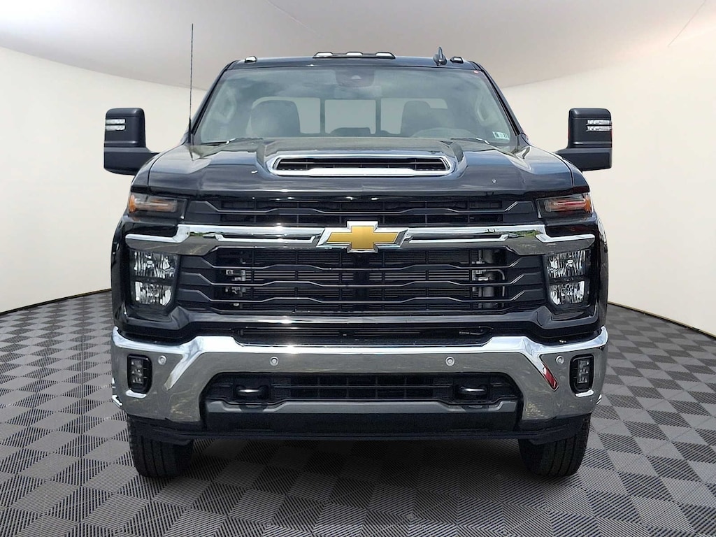 New 2026 Chevrolet Silverado 3500 HD LT DRW Truck