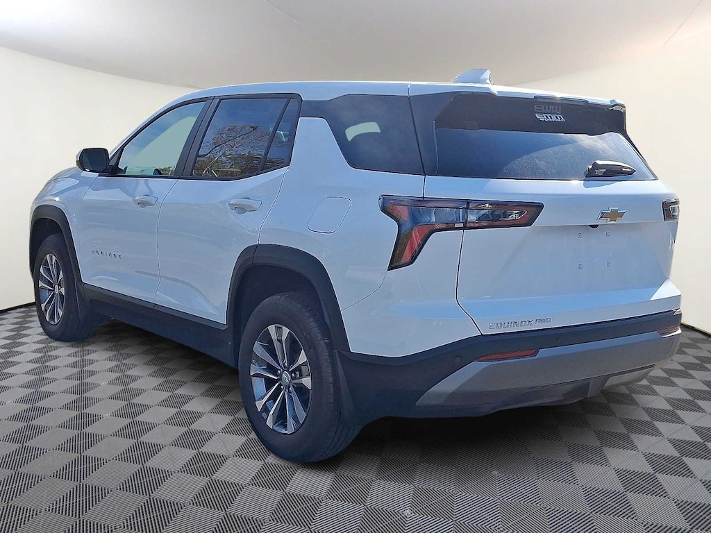 New 2026 Chevrolet Equinox LT SUV