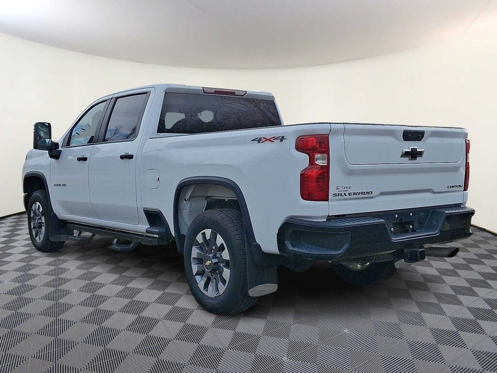 Used 2022 Chevrolet Silverado 2500 HD Custom Truck
