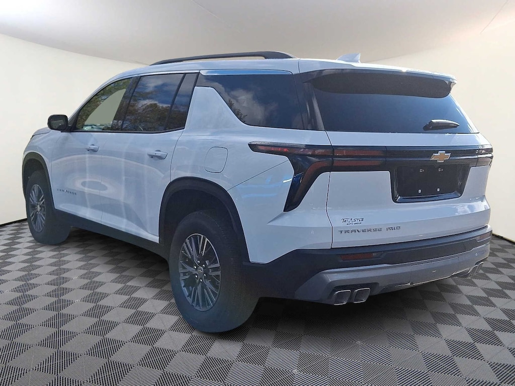 New 2026 Chevrolet Traverse LT SUV