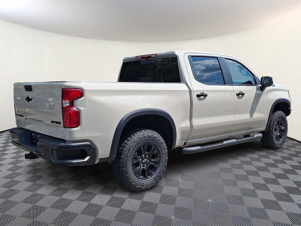 New 2026 Chevrolet Silverado 1500 ZR2 Truck