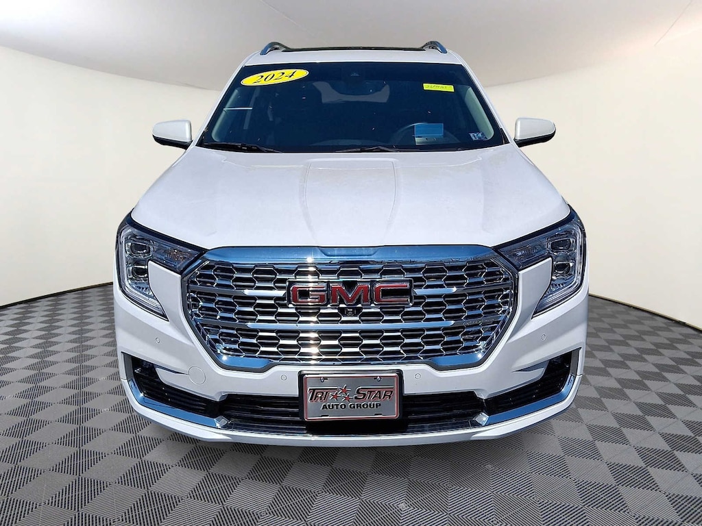 Used 2024 GMC Terrain Denali SUV