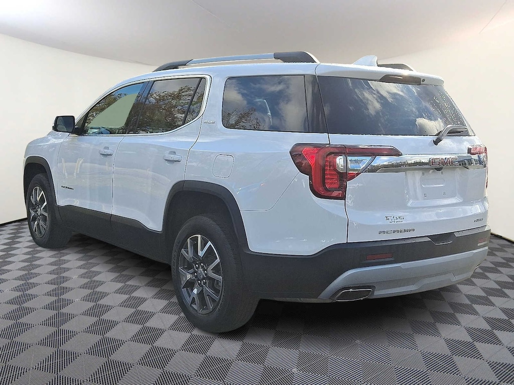 Used 2023 GMC Acadia SLE SUV