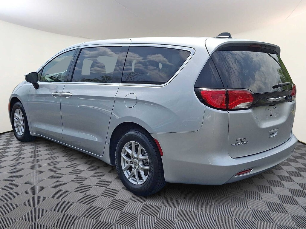 Used 2023 Chrysler Voyager LX