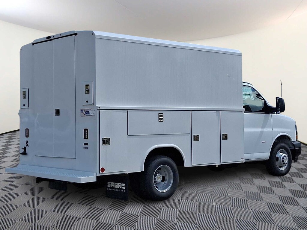New 2026 Chevrolet Express Cutaway 3500 1WT Cutaway Van