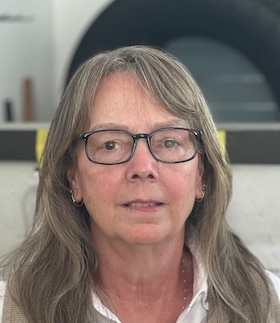Staff member Robin Johnson from ID_90243ca679e9