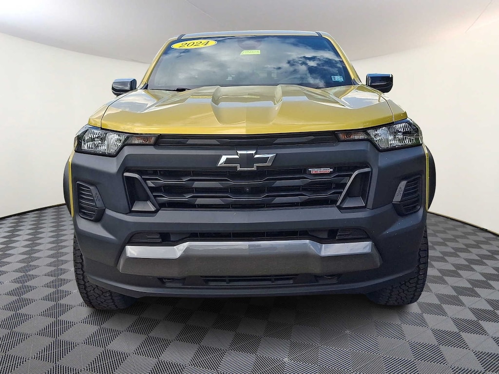 Used 2024 Chevrolet Colorado Trail Boss Truck