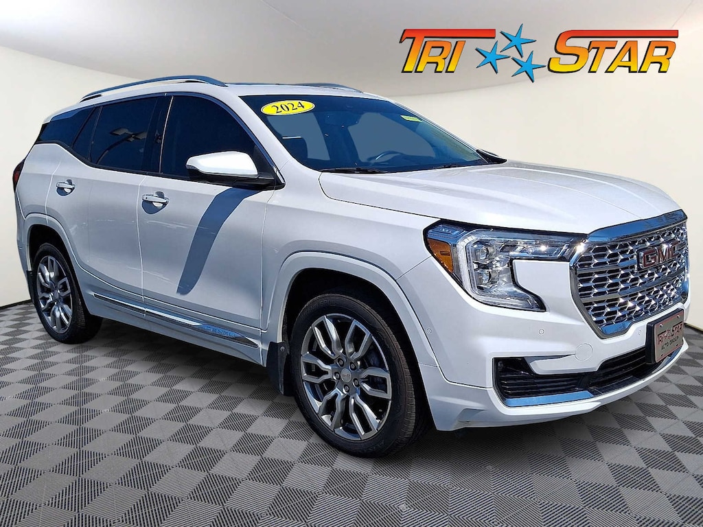 Used 2024 GMC Terrain Denali SUV