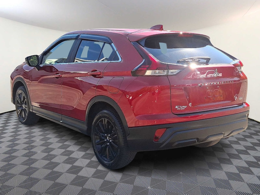 Used 2023 Mitsubishi Eclipse Cross LE