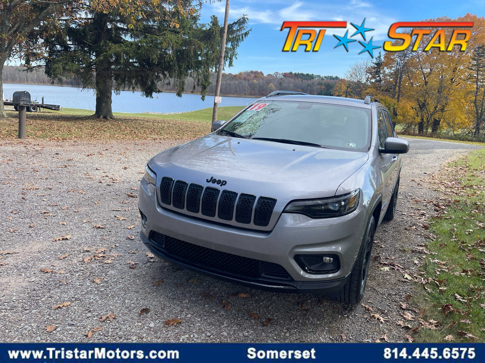Pre-Owned 2019 Jeep Cherokee Altitude