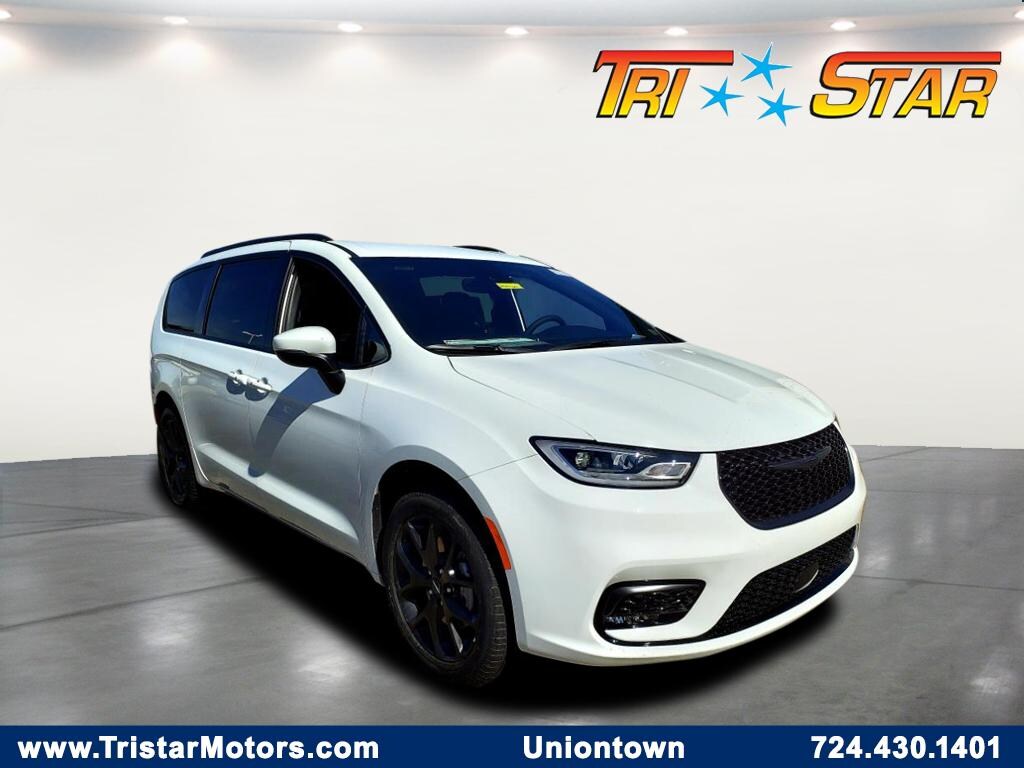 New 2023 Chrysler Pacifica TOURING L AWD For Sale in Uniontown, PA | VIN#  2C4RC3BG0PR528194