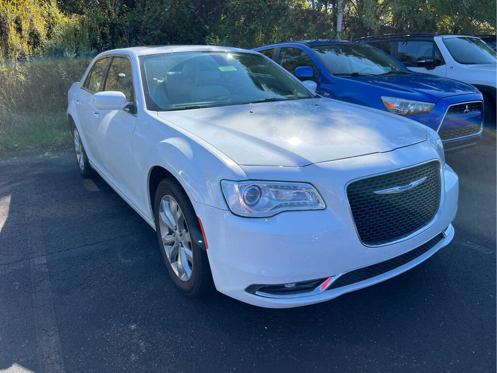 Used 2018 Chrysler 300 Touring L For Sale Uniontown PA