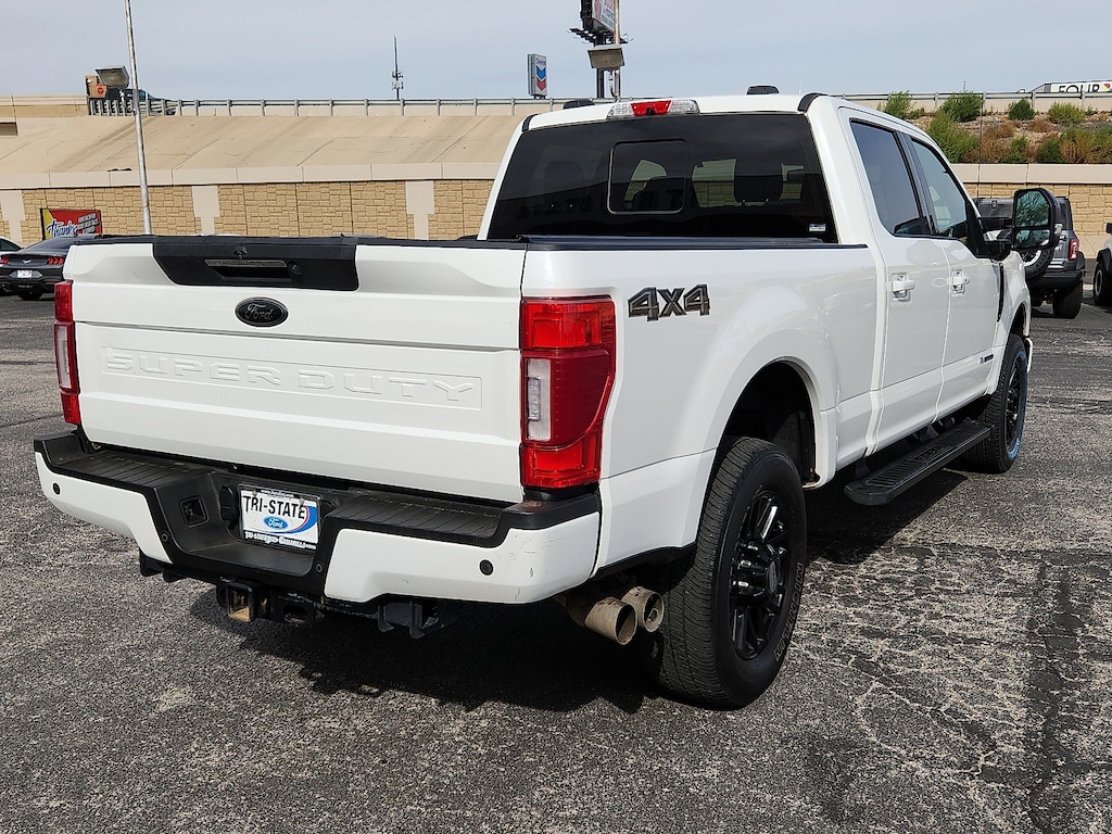 Used 2022 Ford F-250 Lariat 4x4  Crew Cab 6.75 ft. box 160 in. WB SRW Sedan