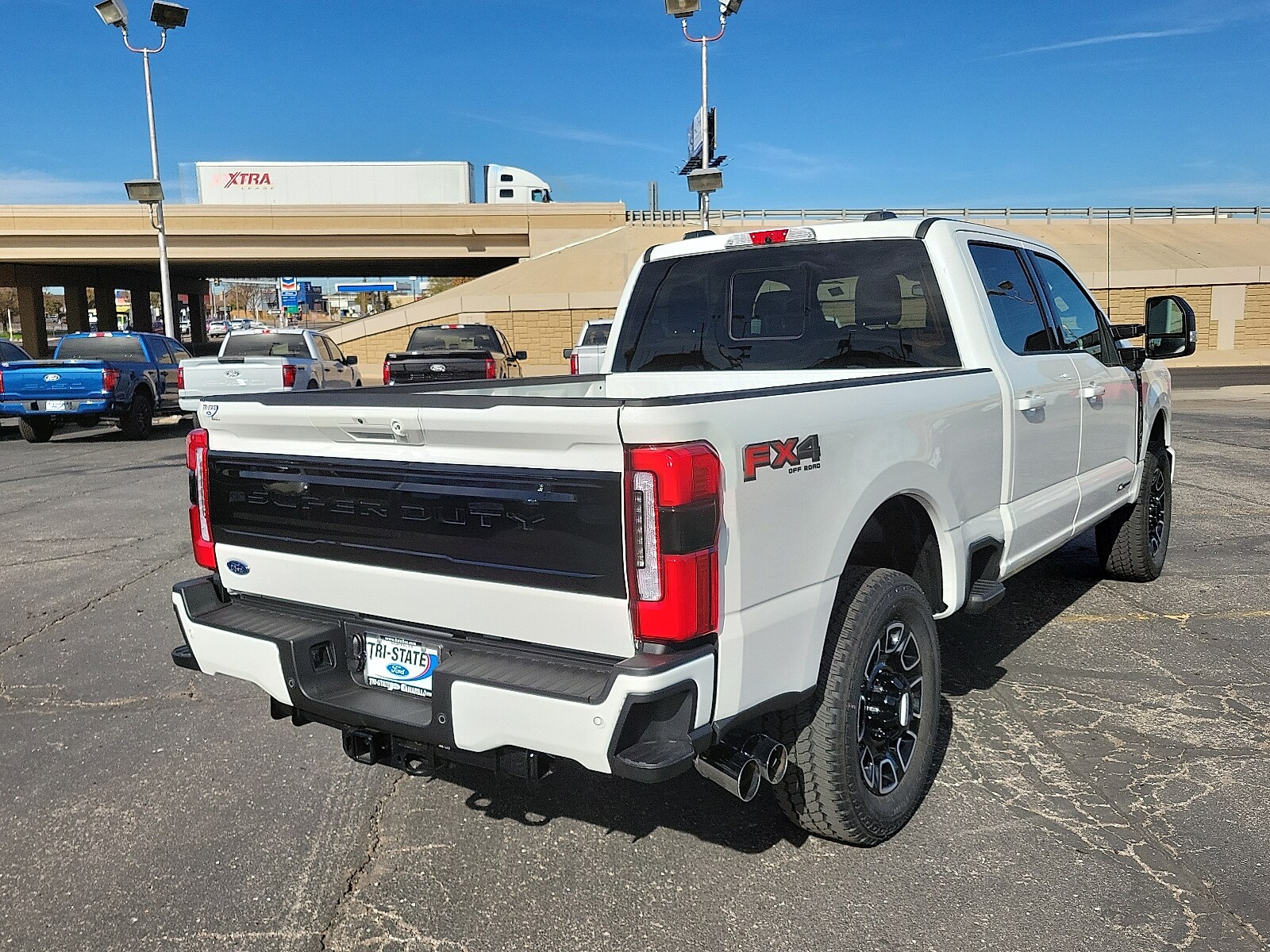2026 Ford F-250 Platinum photo 3