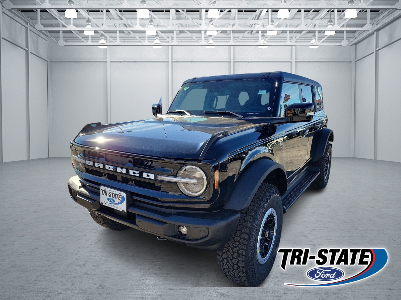 2025 Ford Bronco 4-Door Outer Banks's photo