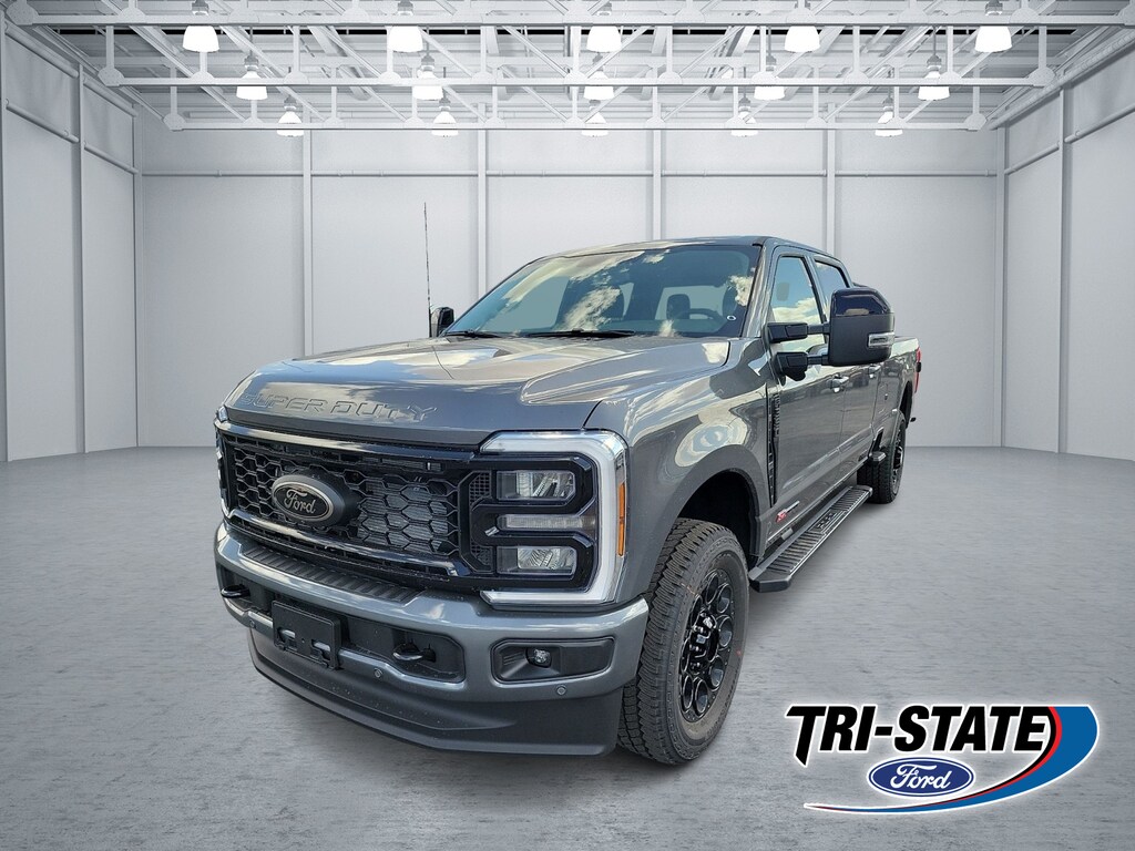 New 2026 Ford Super Duty F-350® Lariat® TRUCK