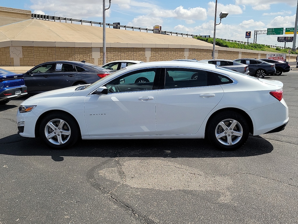 Used 2024 Chevrolet Malibu 1LT Sedan