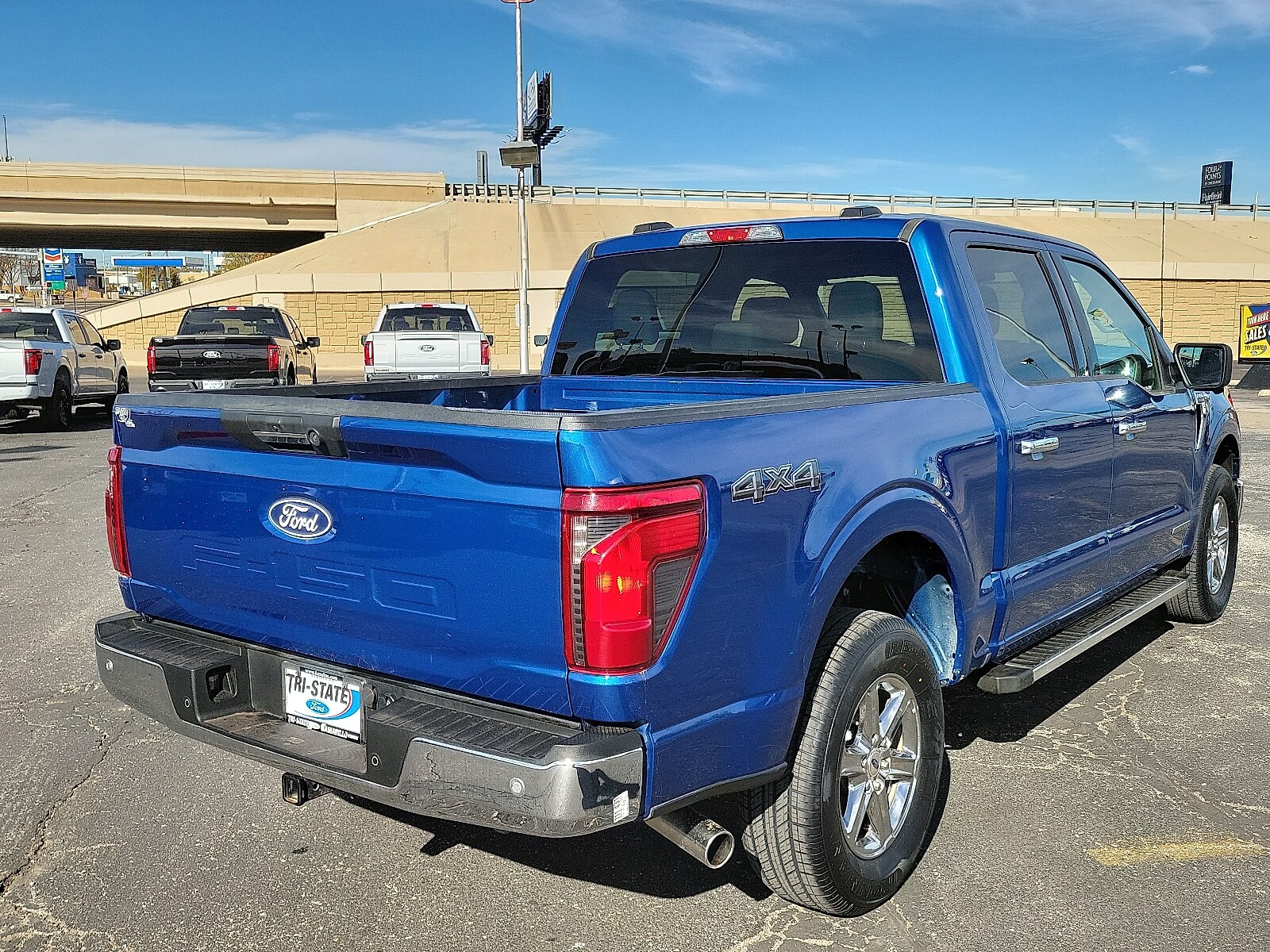 2024 Ford F-150 XLT photo 4