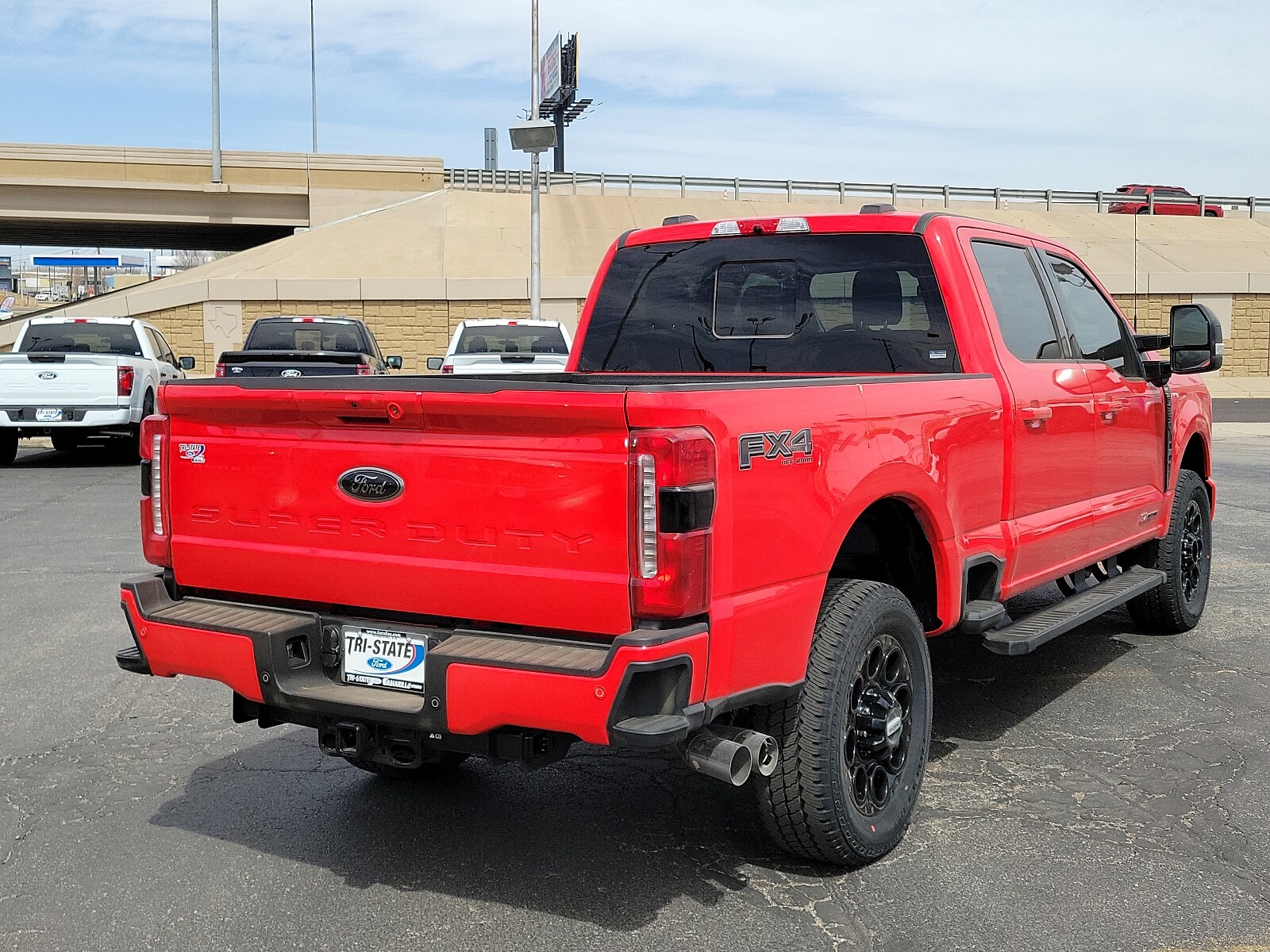 2025 Ford F-250 Lariat photo 3