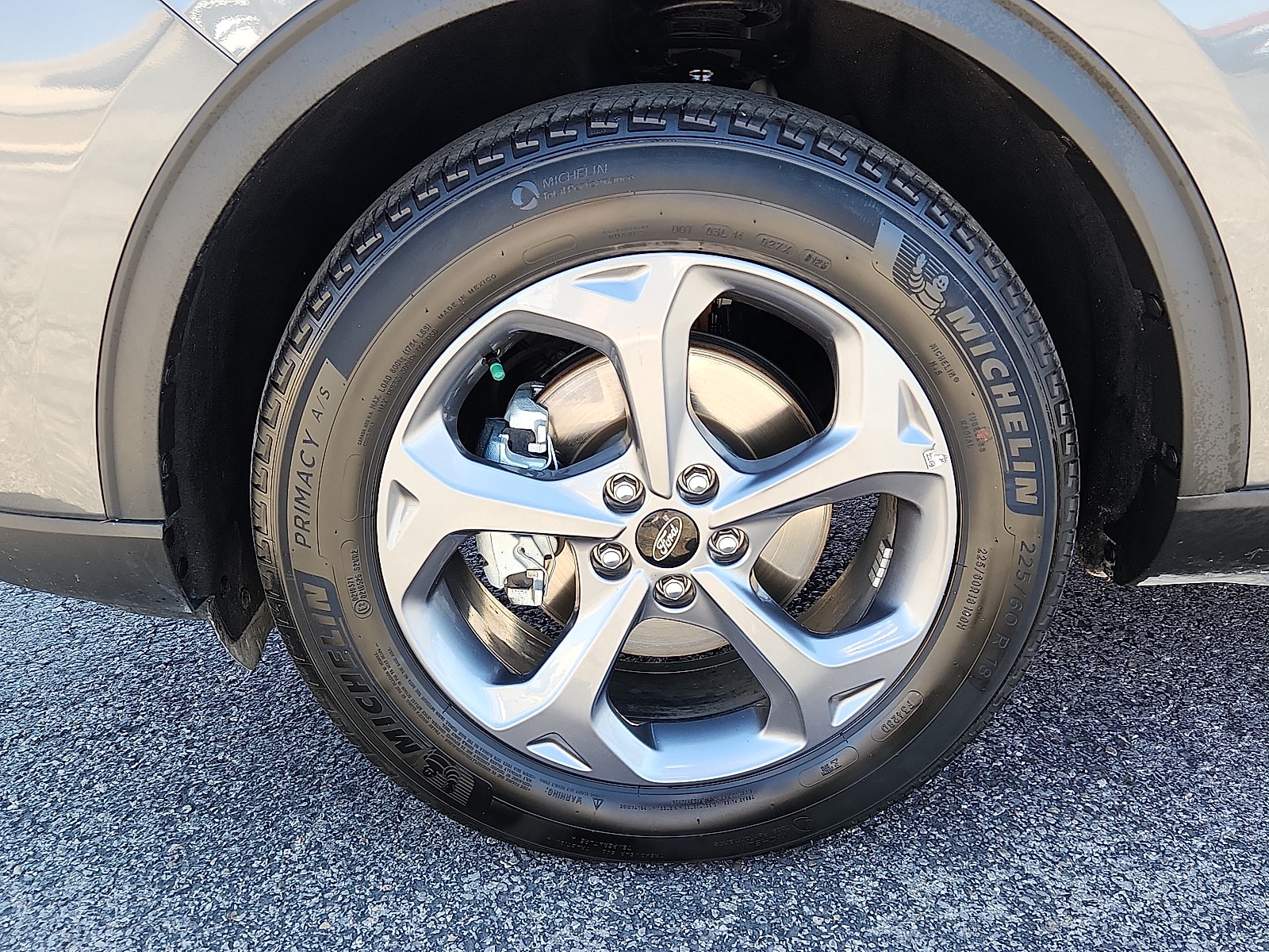 2025 Ford Escape ST-Line - Photo 6