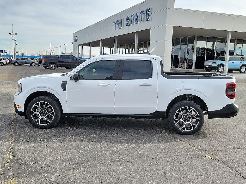 New 2025 Ford Maverick Lariat TRUCK