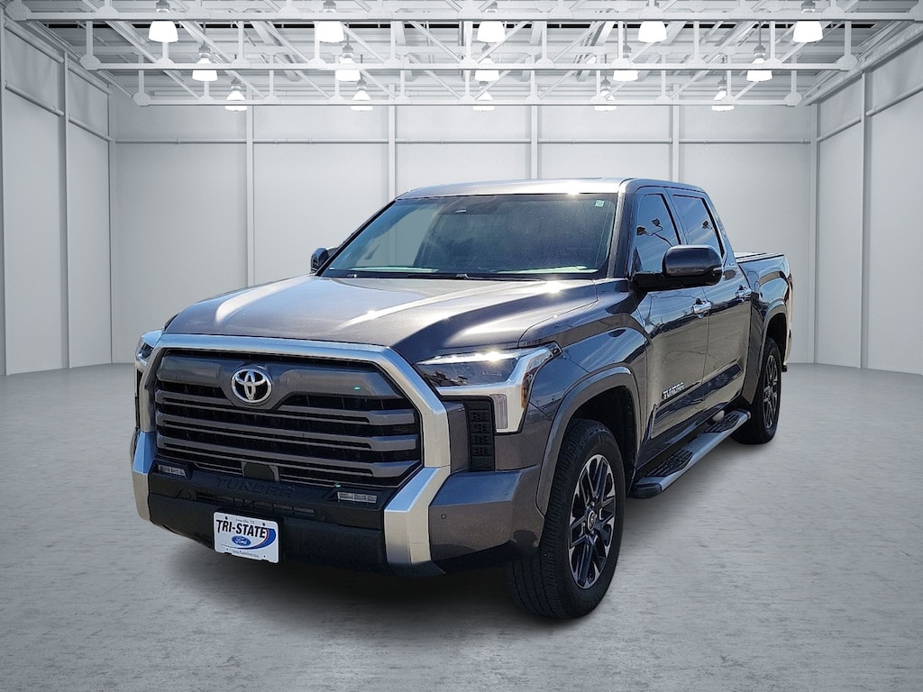 Used 2023 Toyota Tundra Limited (A10) 4x4 CrewMax 5.5 ft. box 145.7 in. WB