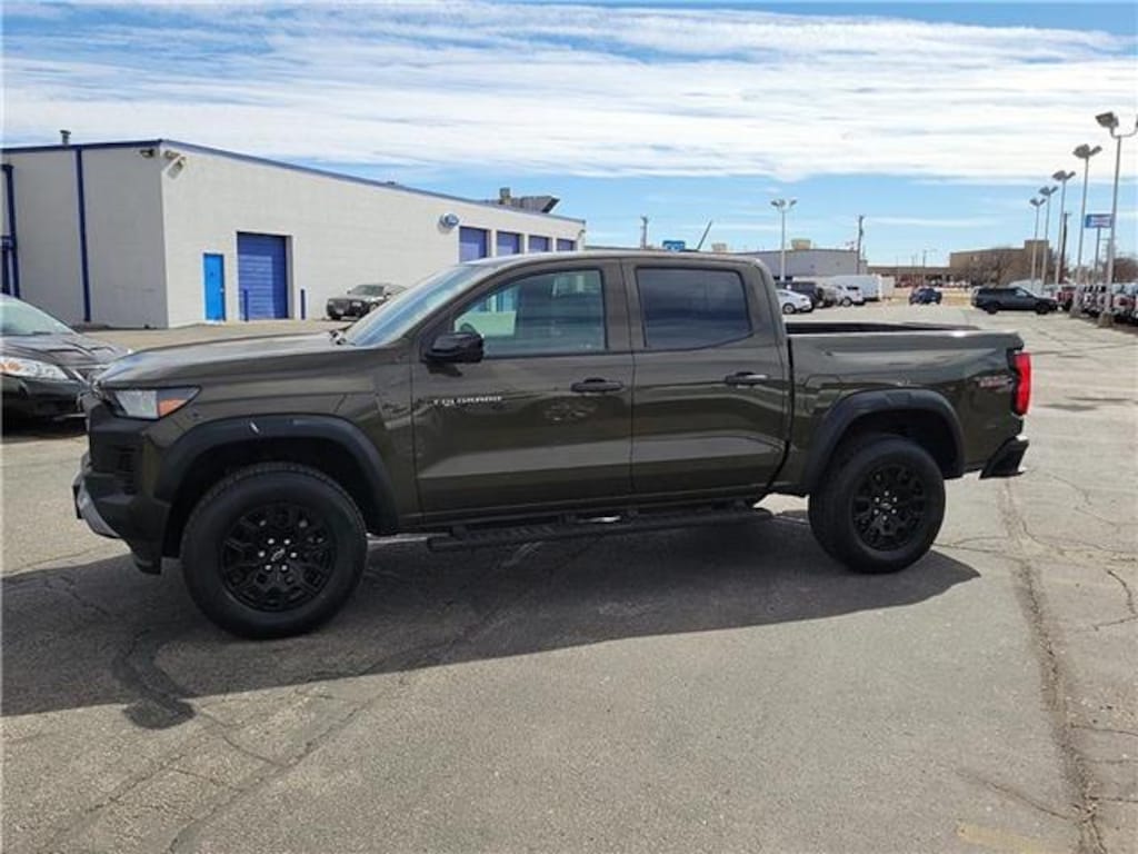 Used 2023 Chevrolet Colorado Trail Boss 4x4 Crew Cab 5 ft. box 131 in. WB