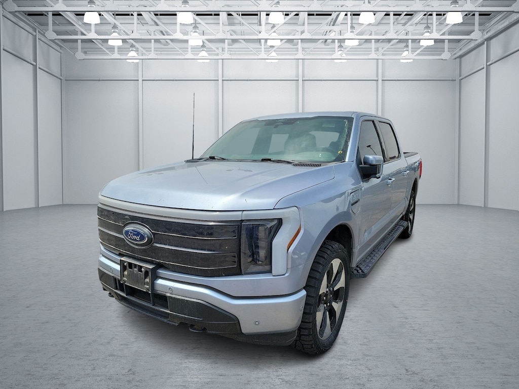Used 2022 Ford F-150 Lightning Platinum All-Wheel Drive SuperCrew Cab 5.5 ft. box