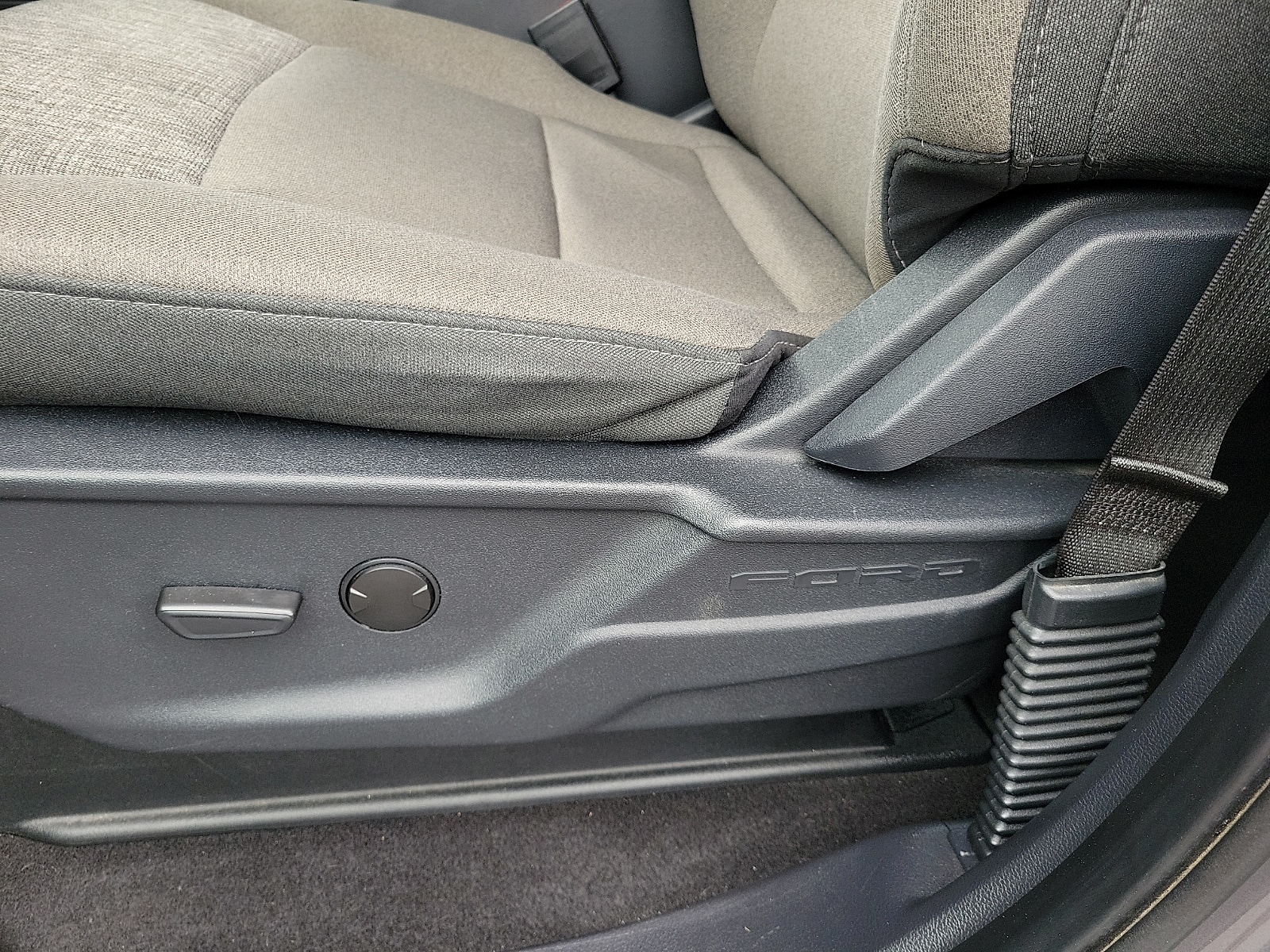 2024 Ford F-150 XLT - Photo 13